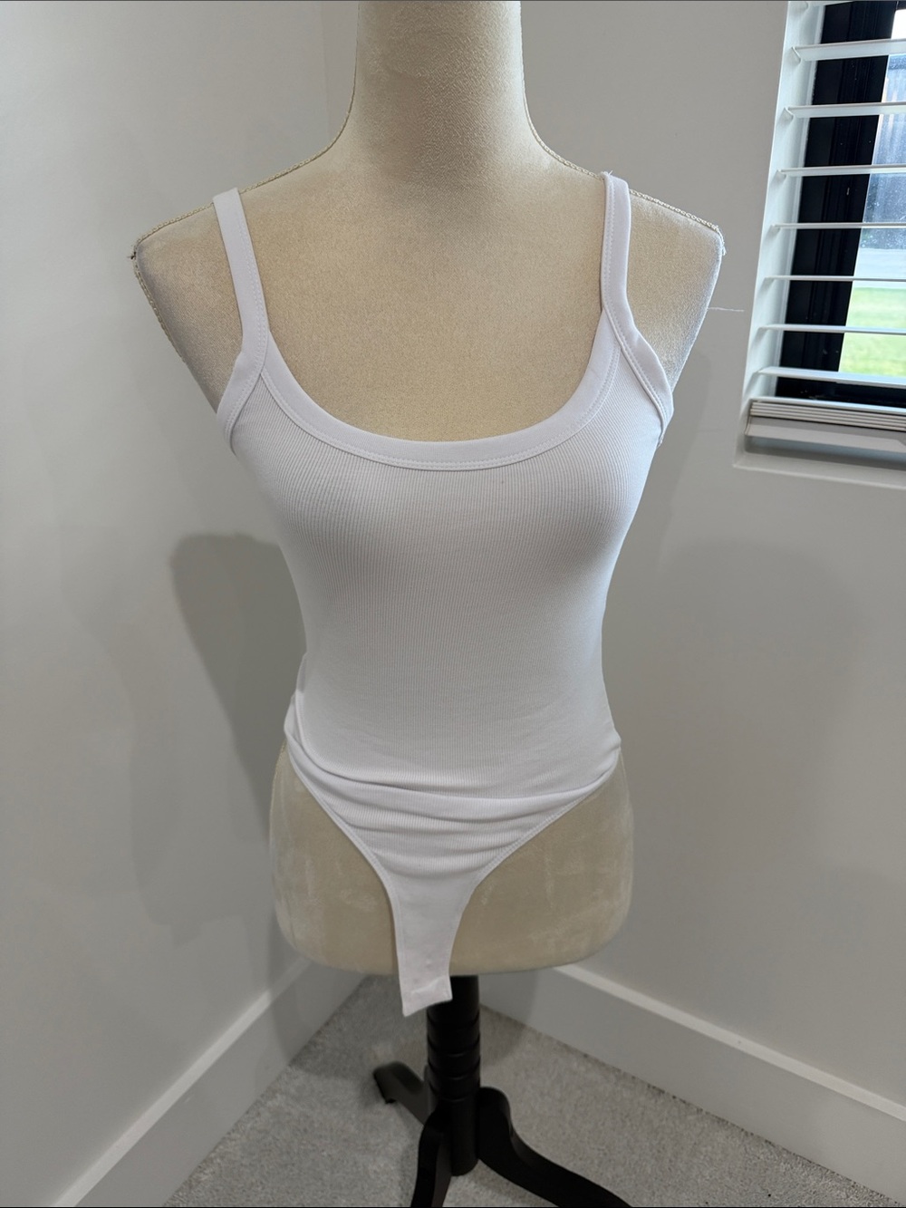 Zara White Ribbed Scoop Neck Tank Bodysuit